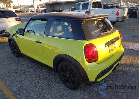 2023 Mini Hardtop Cooper S z USA, uszkodzony, nr VIN WMW53DH0XP2T76063